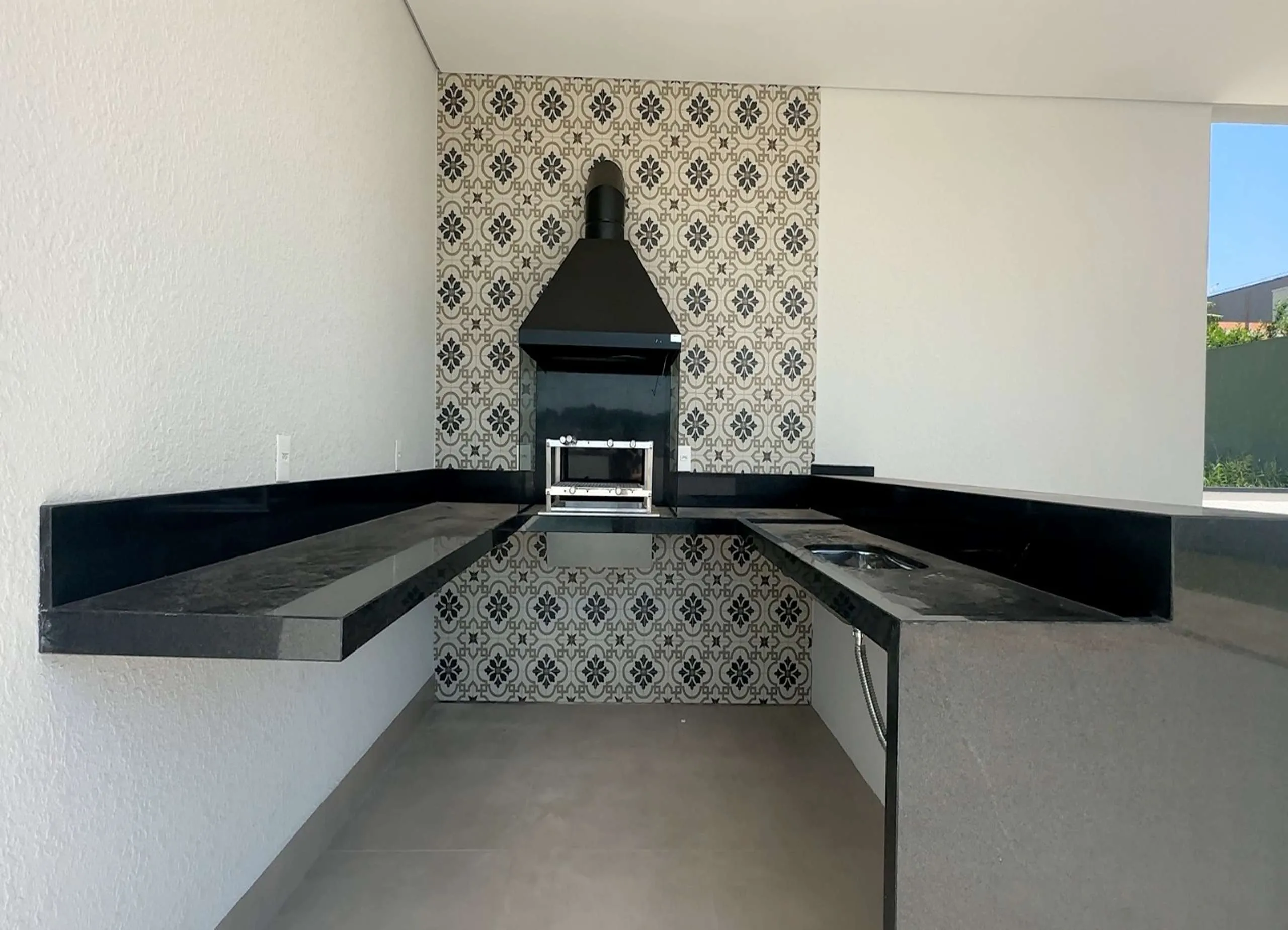 MS-Zappa-Sorocaba-Area-gourmet-coberta-com-churrasqueira-e-acabamento-premium-1