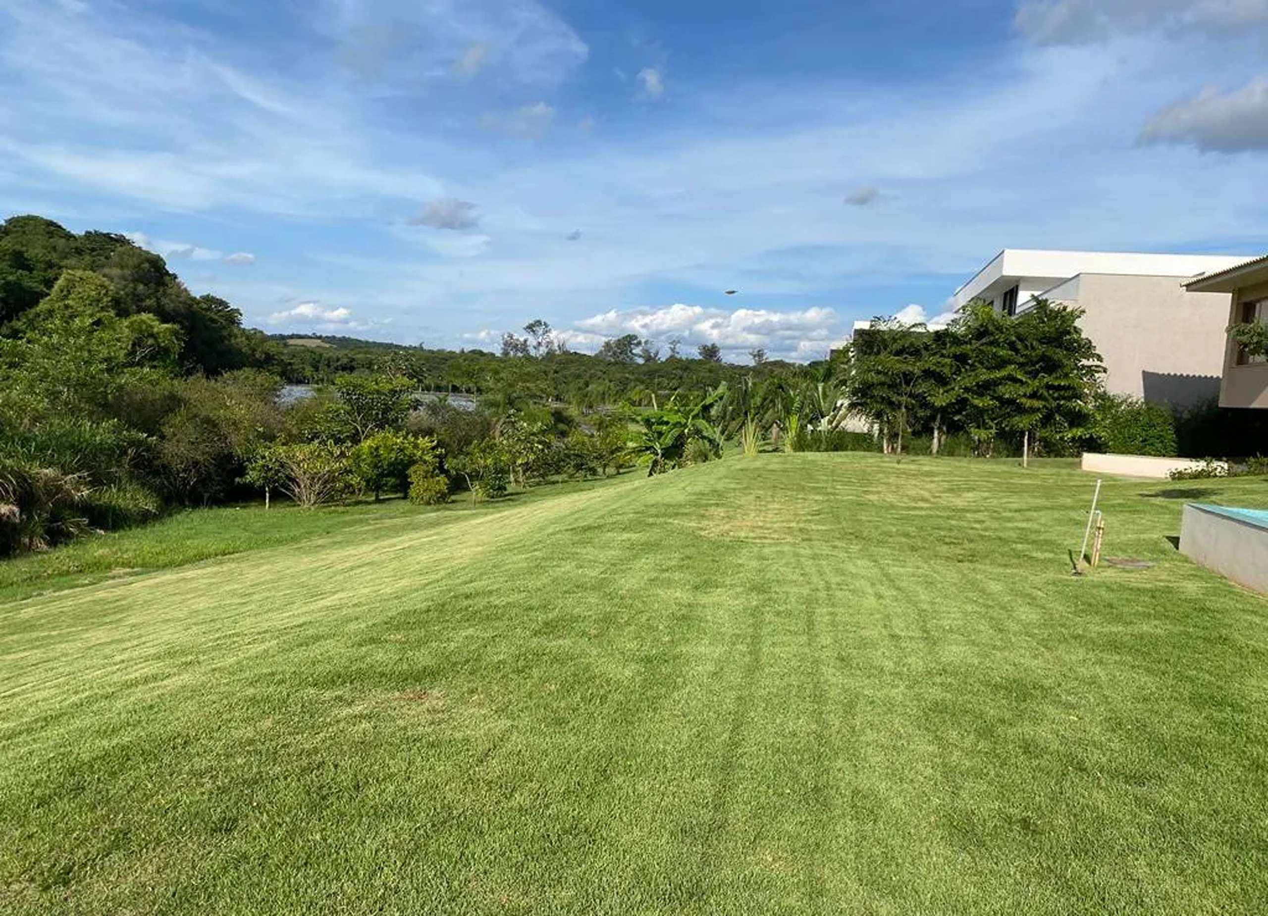 MS-Zappa-Sorocaba-Gramado-amplo-com-vista-livre-refugio-de-tranquilidade-e-beleza._10_10
