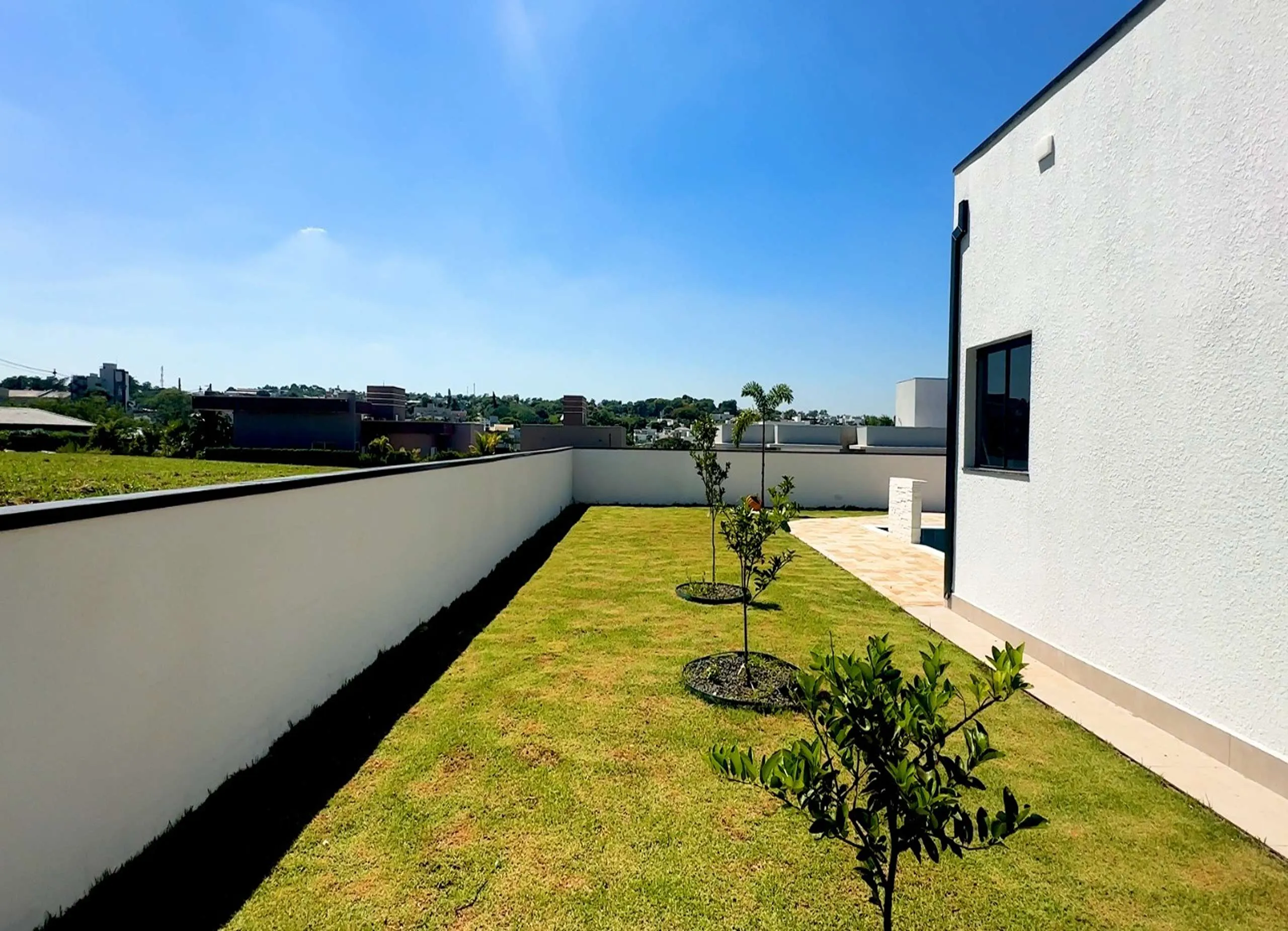 MS-Zappa-Sorocaba-Jardim-gramado-e-pomar-para-bem-estar-e-natureza.-2
