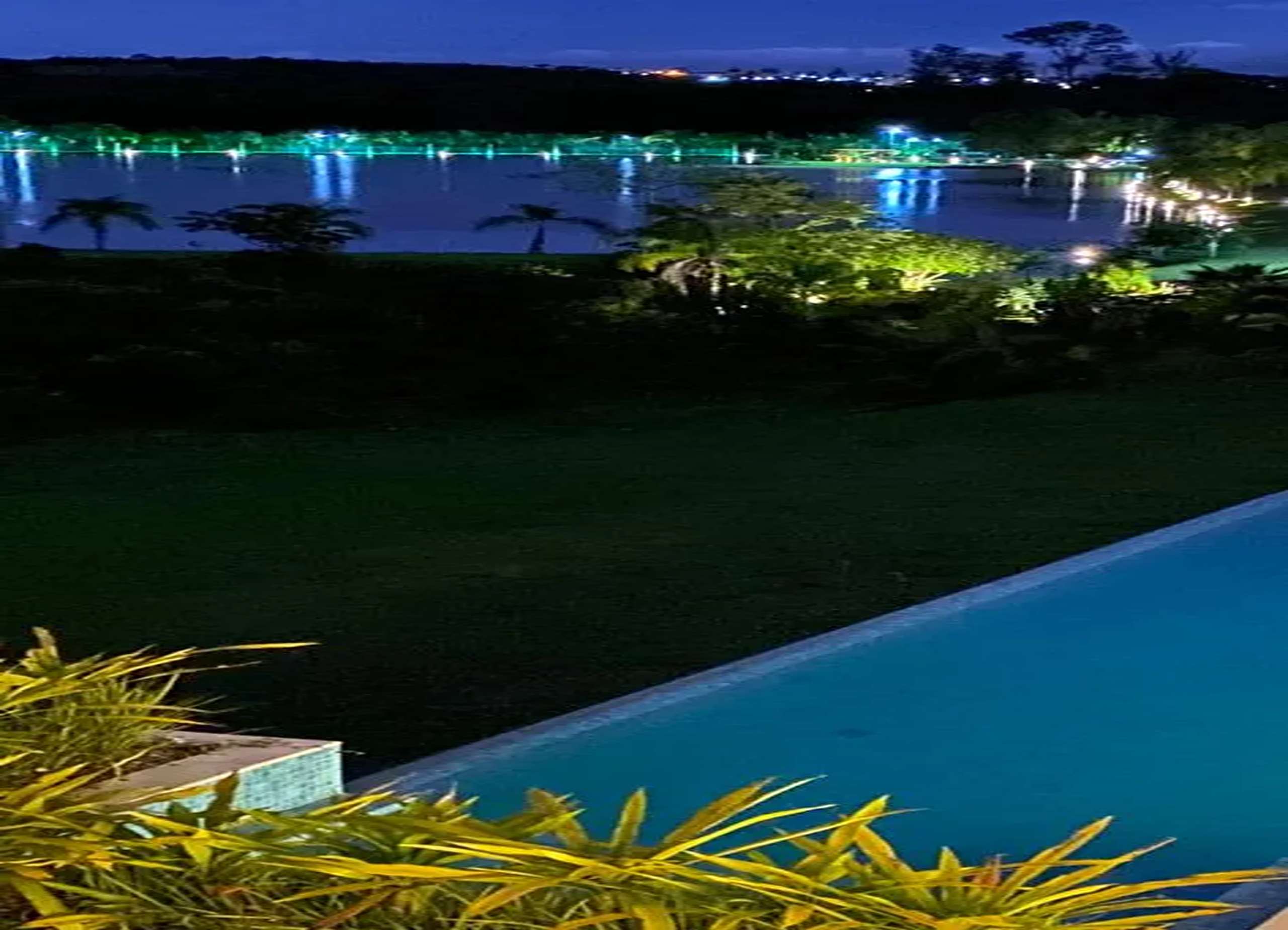 MS-Zappa-Sorocaba-Visual-noturno-espetacular-piscina-e-lago-iluminados-com-exclusividade._16_11zon_16_11zon