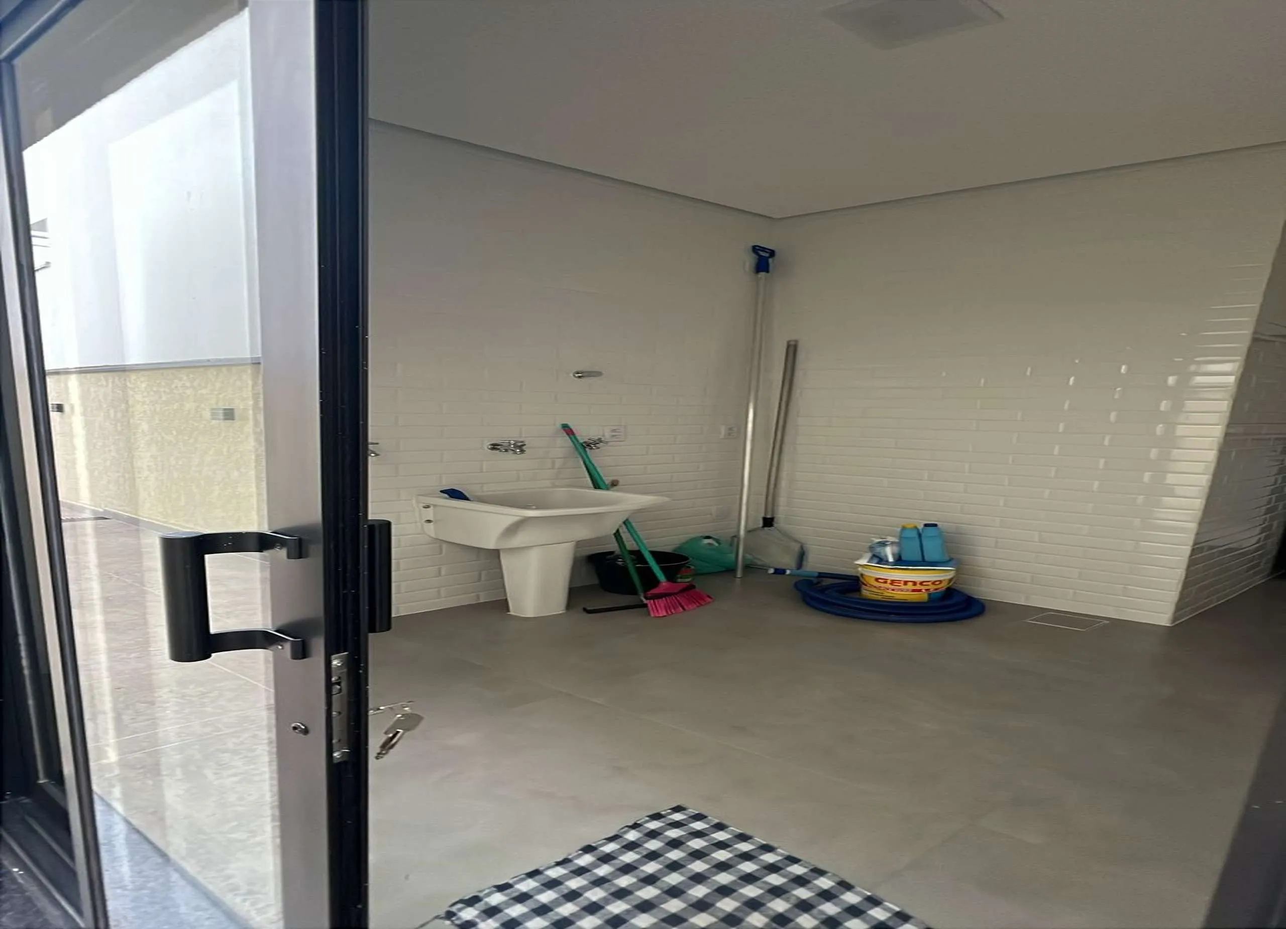 MS-Zappa-Sorocaba-Lavanderia-funcional-com-acesso-facil-ao-quintal